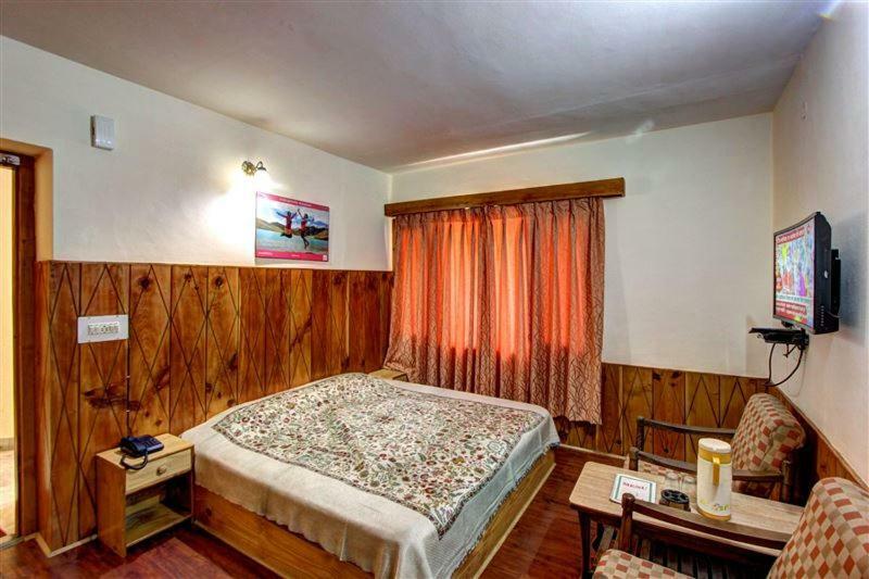 Hotel Marble Manāli Zewnętrze zdjęcie